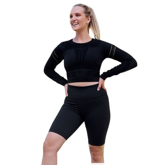 Fabletics Women’s Jaymee Mesh Long-Sleeve Top Black Size Medium Crop Seamless - Picture 1 of 7